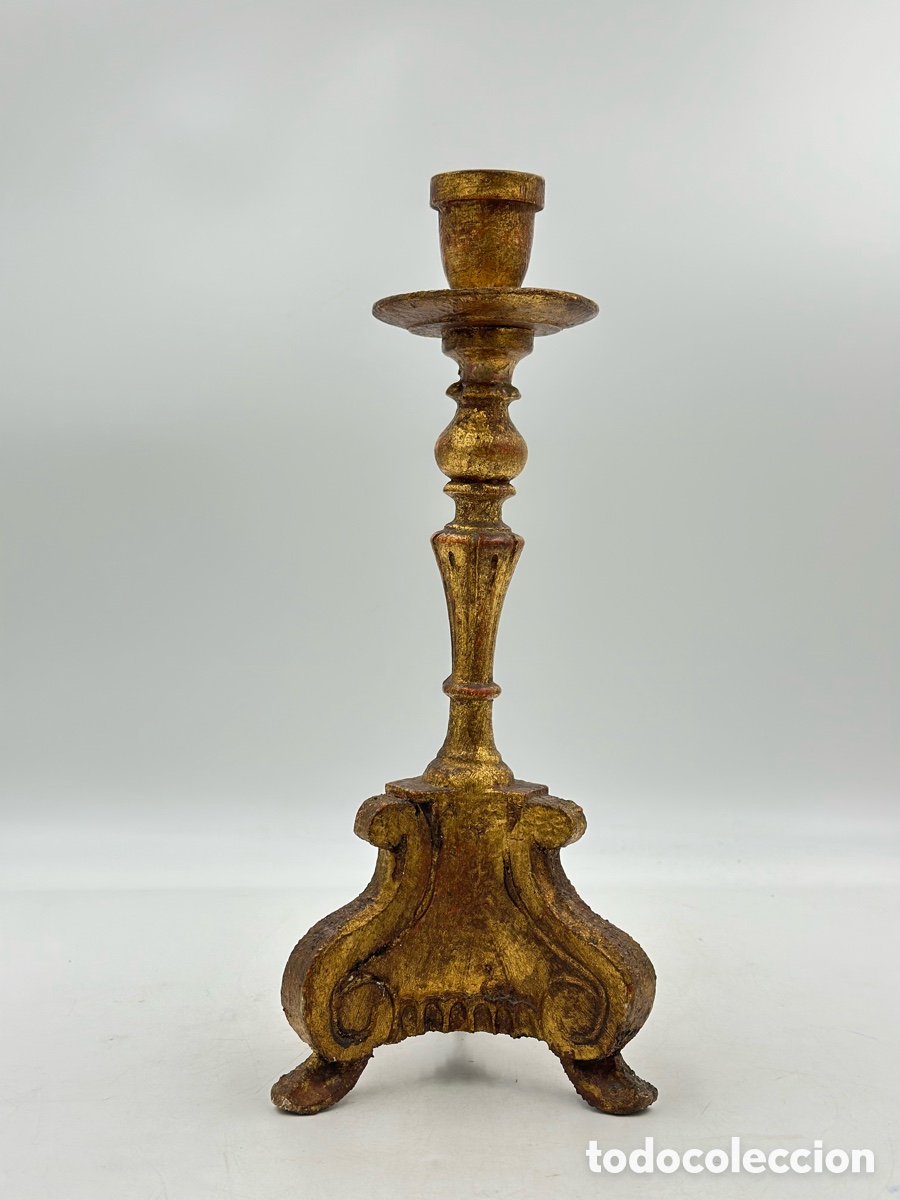 Antig&uuml;edades: ANTIGUO CANDELERO DE MADERA DORADA - Foto 6