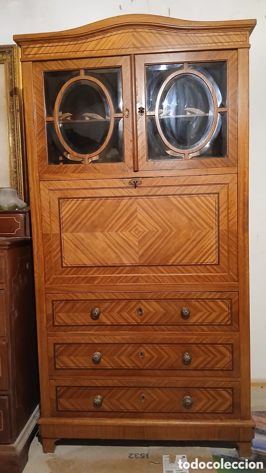 Antig&uuml;edades: Antiguo secreter con cristales - Foto 1