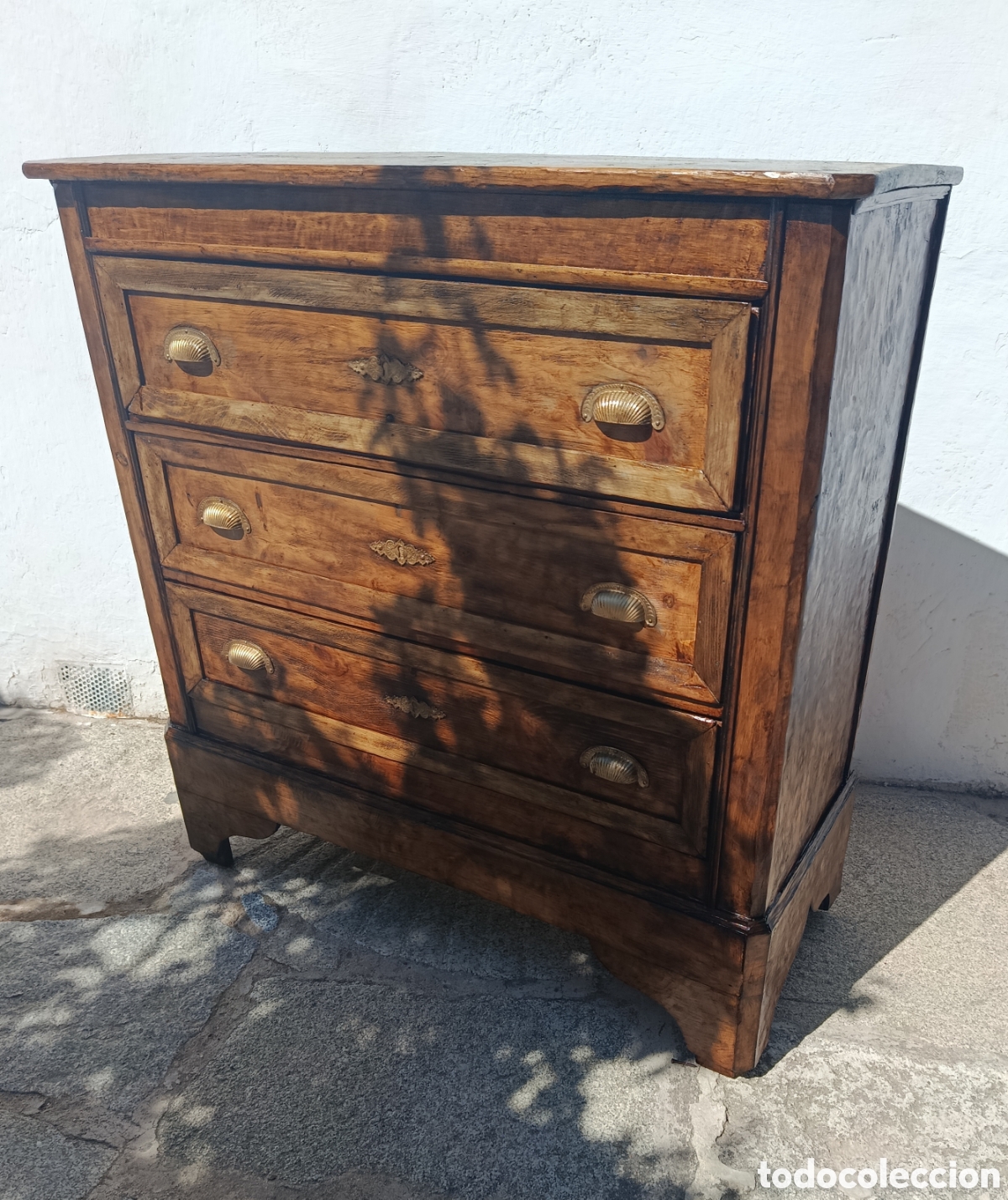 Antig&uuml;edades: C&oacute;moda antig&uuml;a de madera - Foto 2
