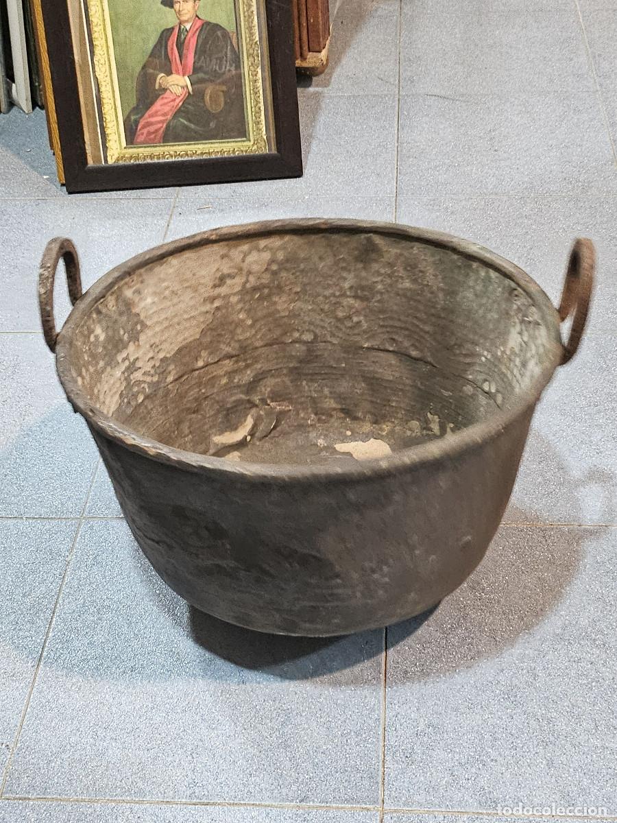 Antig&uuml;edades: caldero grande de cobre rustico - Foto 1