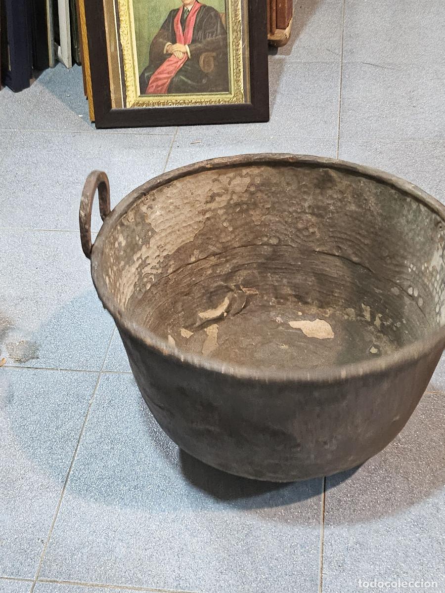 Antig&uuml;edades: caldero grande de cobre rustico - Foto 2