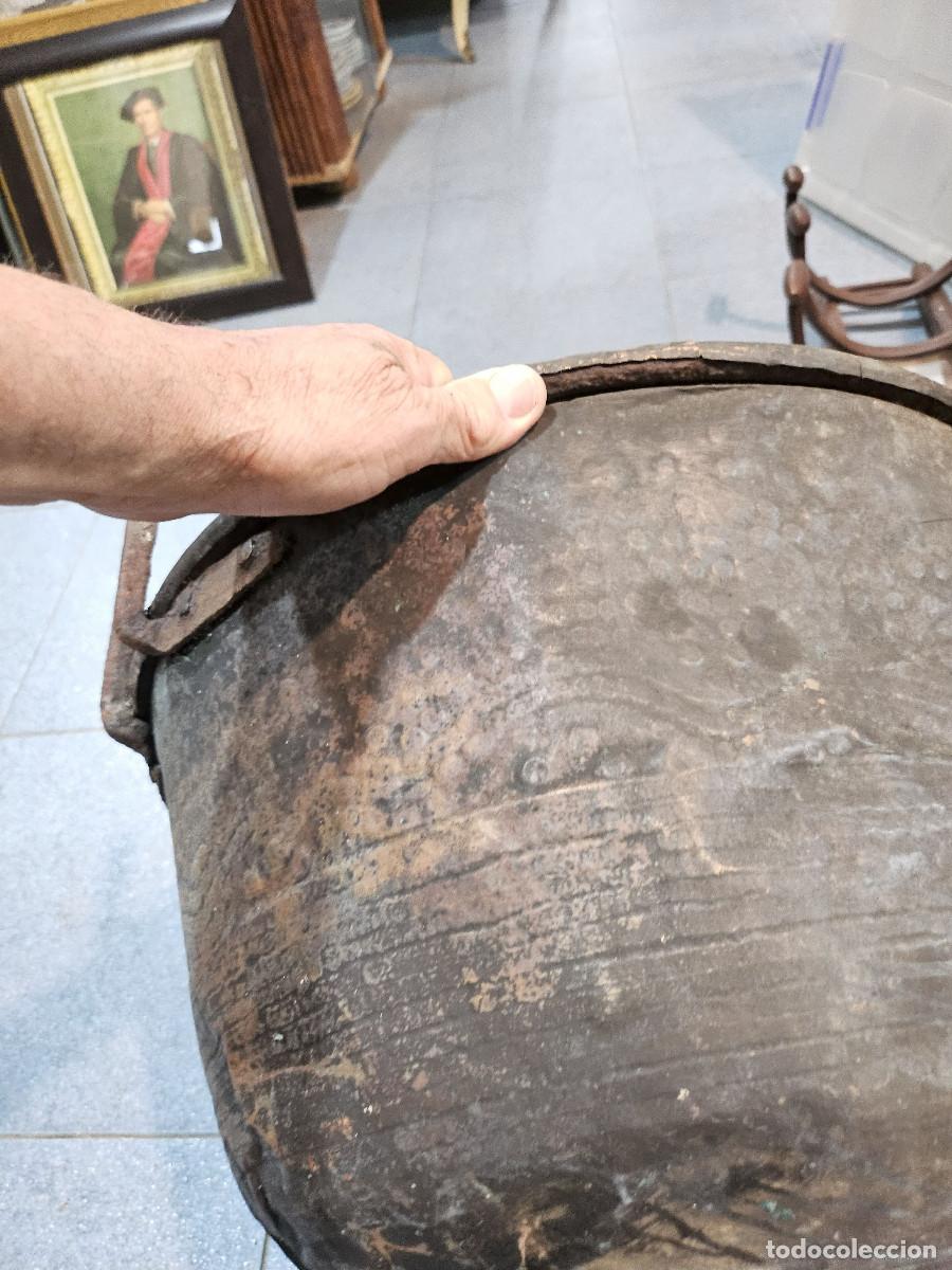Antig&uuml;edades: caldero grande de cobre rustico - Foto 6