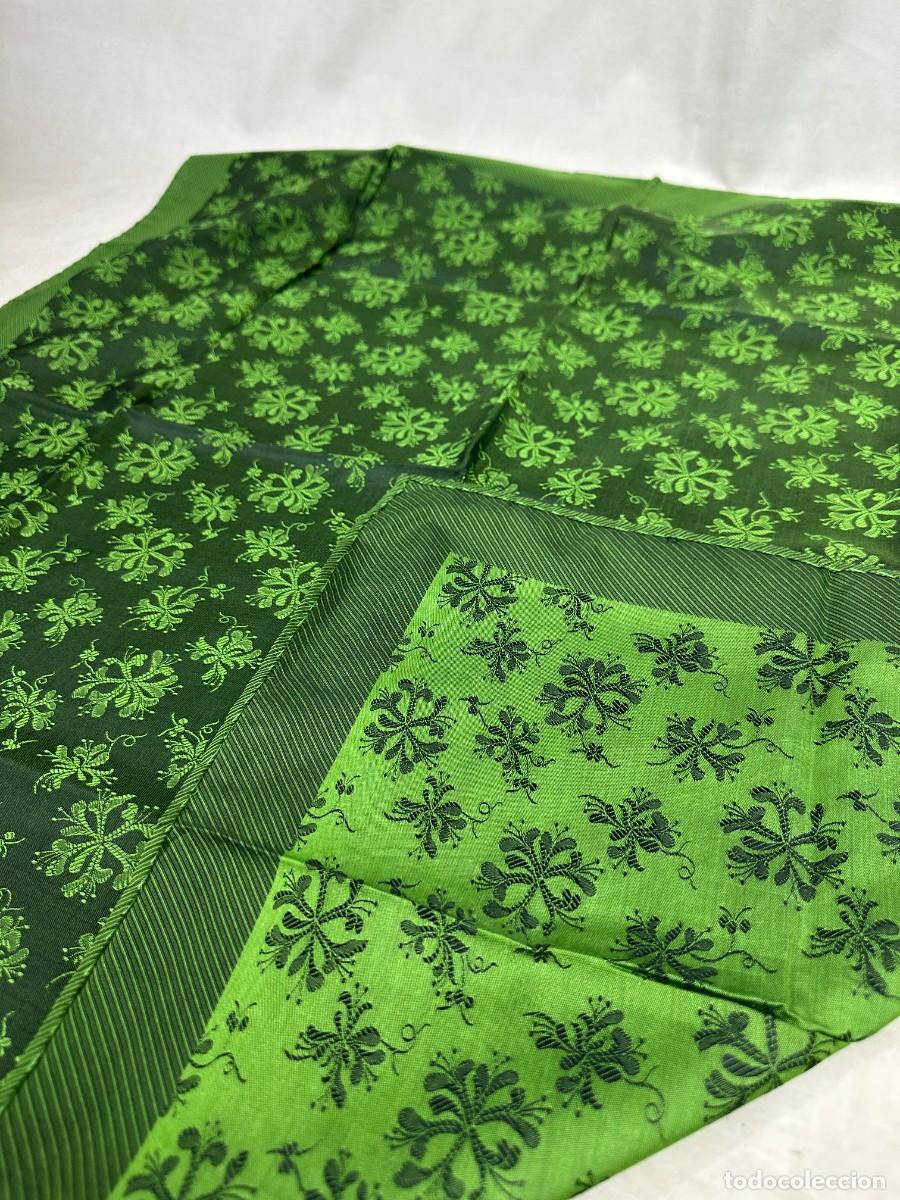 Antig&uuml;edades: Pa&ntilde;uelo brocado verde - Foto 7