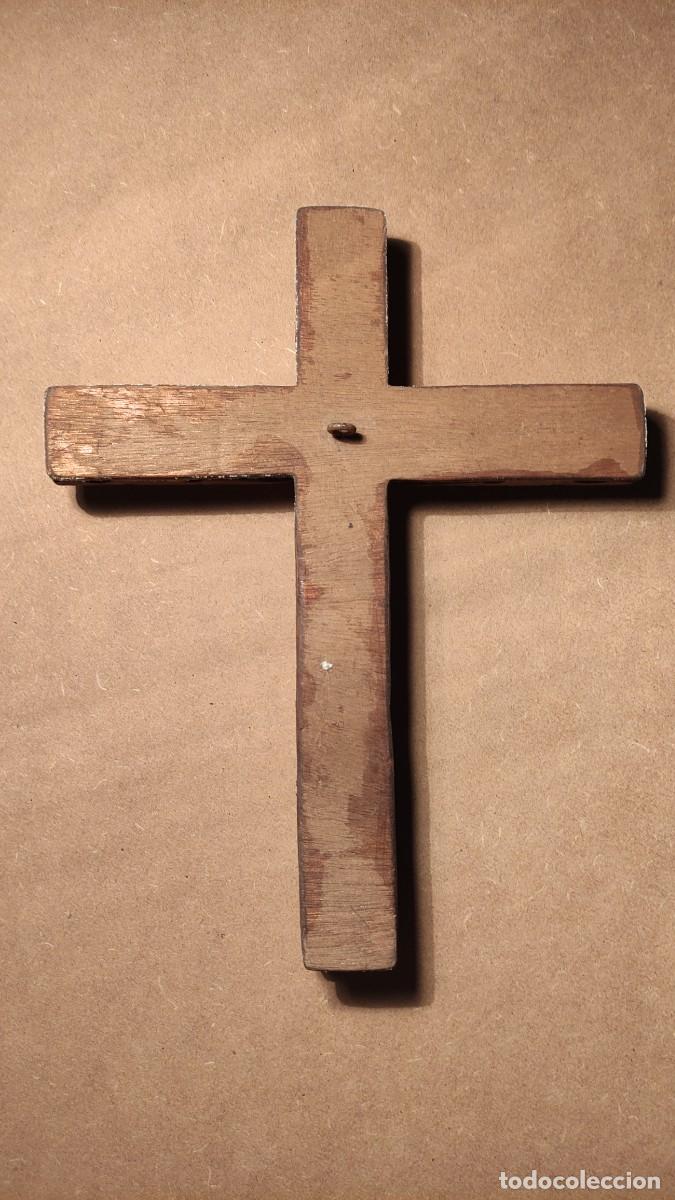 Antig&uuml;edades: CRUCIFIJO ARTESANAL DE MADERA. - Foto 2