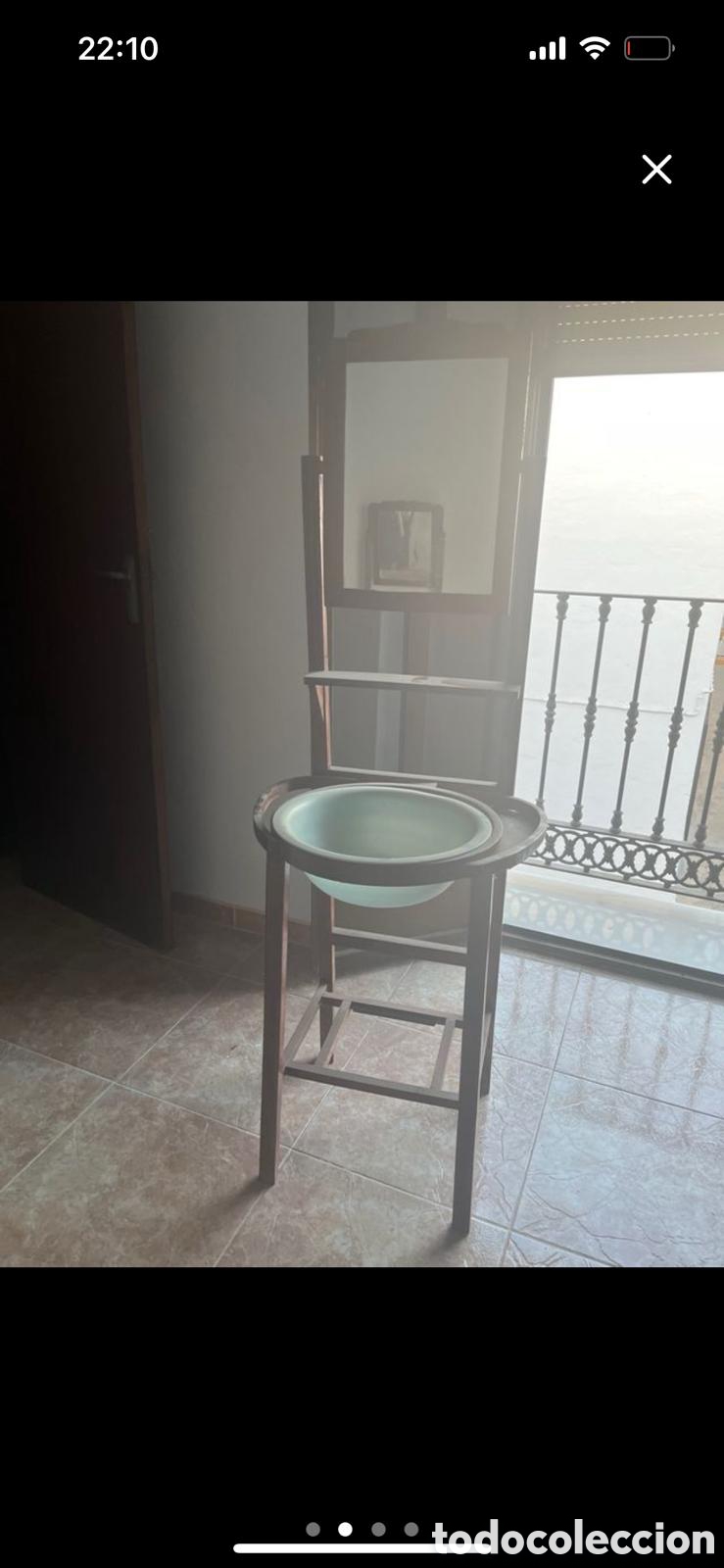 Antig&uuml;edades: lavabo de madera antiguo - Foto 3