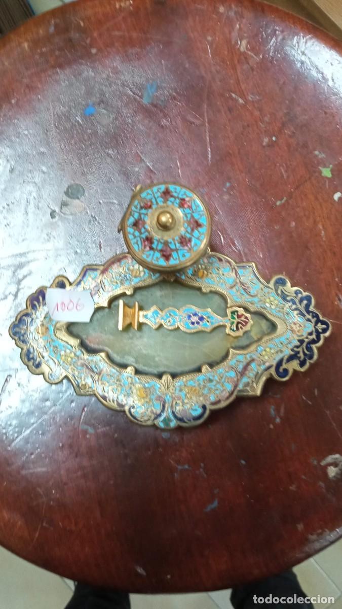 Antig&uuml;edades: TINTERO FRANCES ANTIGUO DE BRONCE CON ESMALTE CHAMPLEVE - Foto 1
