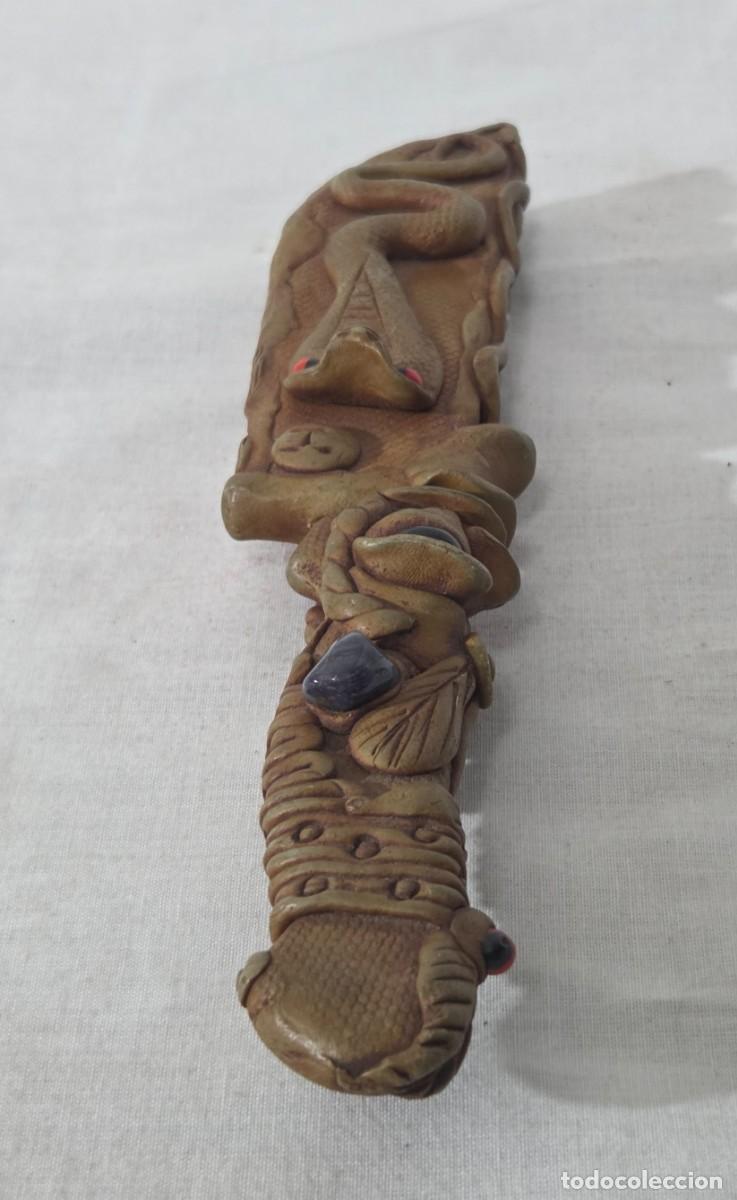 Antig&uuml;edades: Cuchillo japones en resina y agata - Foto 3