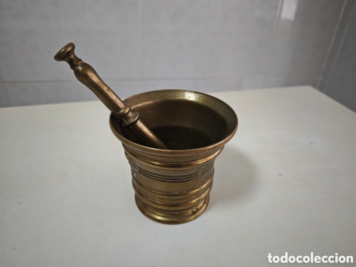 Antig&uuml;edades: MORTERO DE BRONCE CON MAJA EN BUEN ESTADO - Foto 2