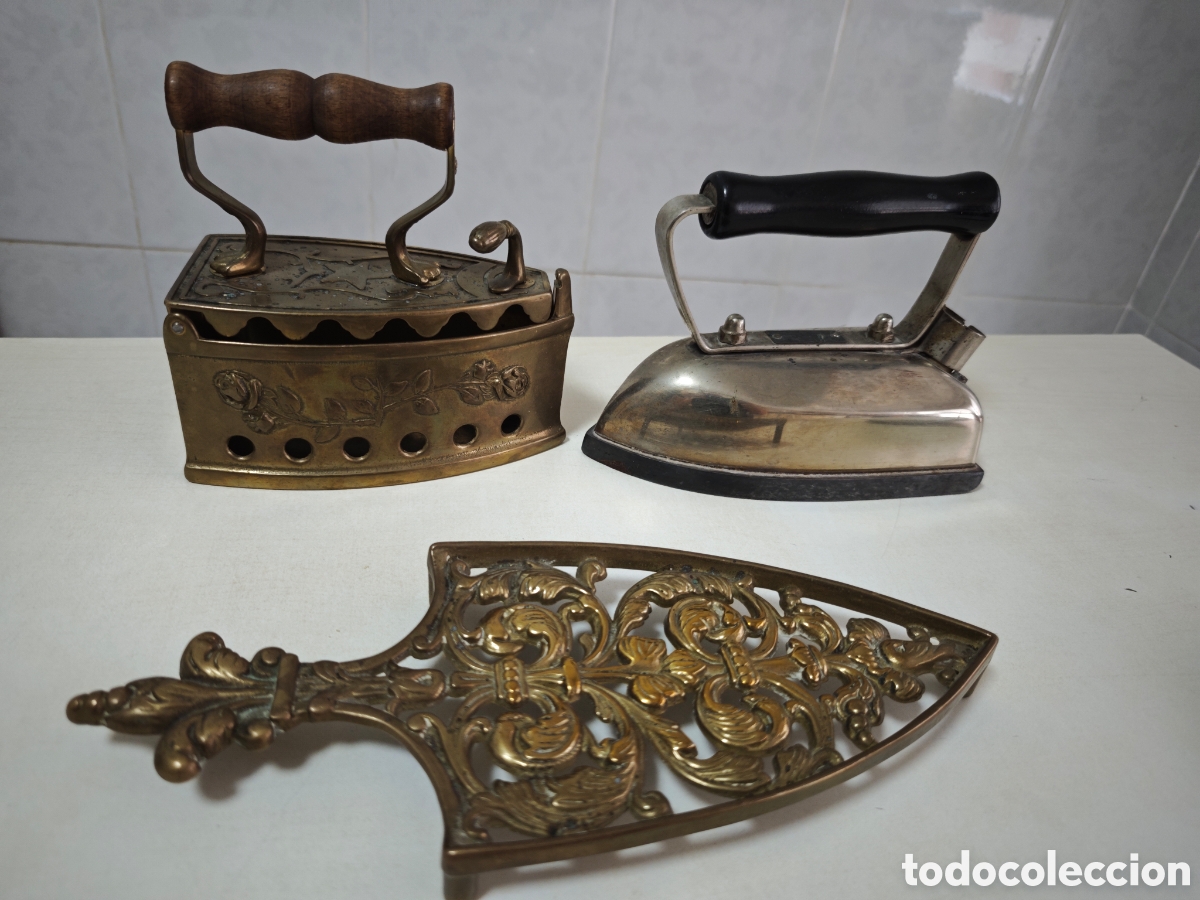 Antig&uuml;edades: PLANCHAS ANTIGUAS Y POSA PLANCHAS - Foto 2