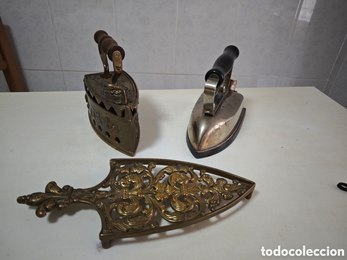 Antig&uuml;edades: PLANCHAS ANTIGUAS Y POSA PLANCHAS - Foto 9