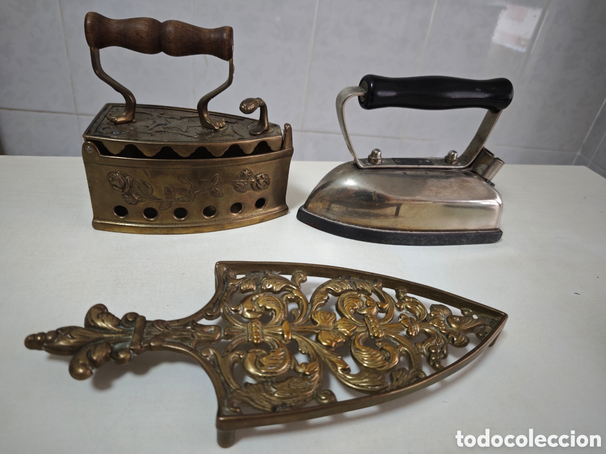Antig&uuml;edades: PLANCHAS ANTIGUAS Y POSA PLANCHAS - Foto 1