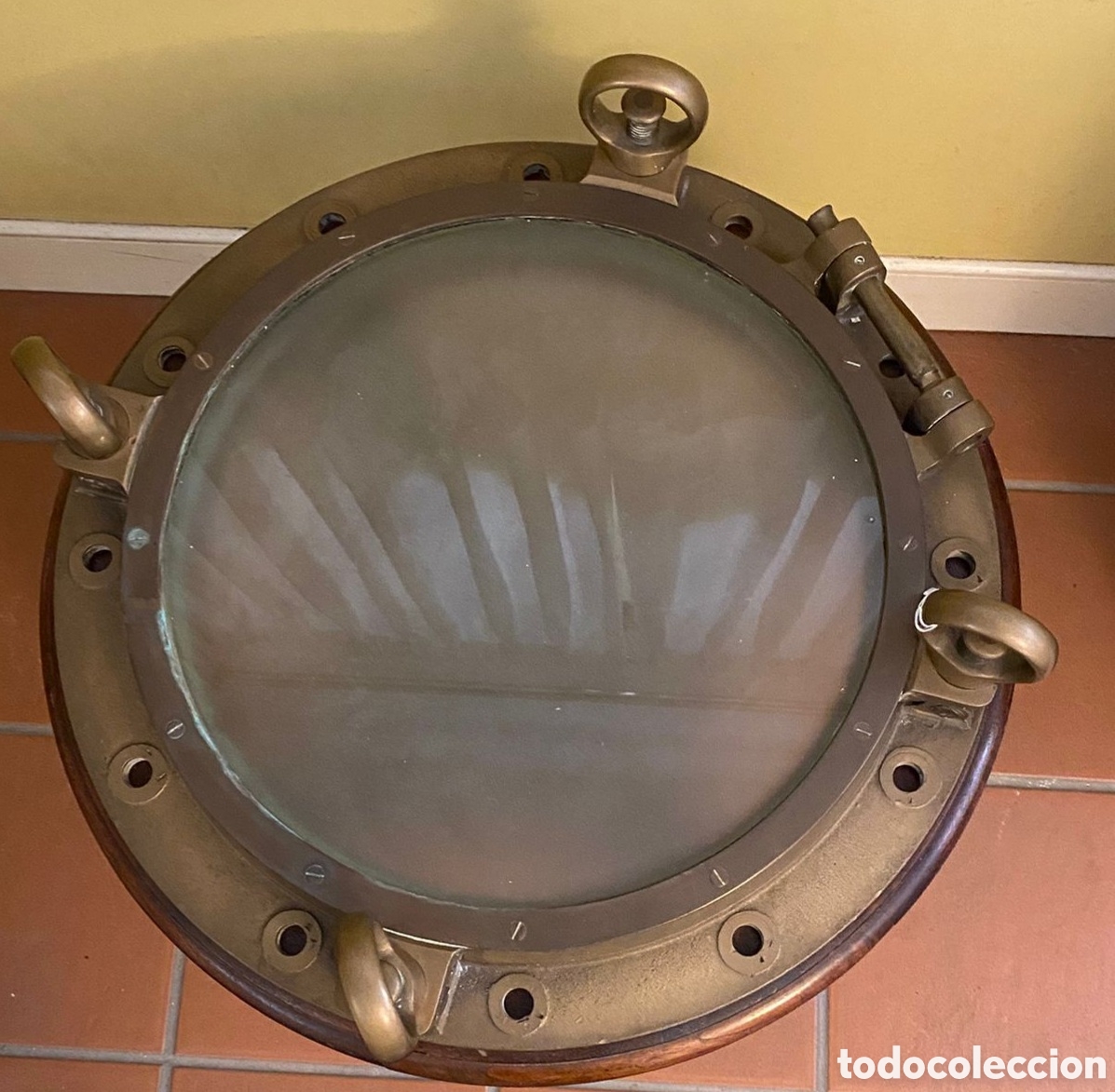 Antig&uuml;edades: Mesa Auxiliar Ojo de Buey Bronce - Foto 2