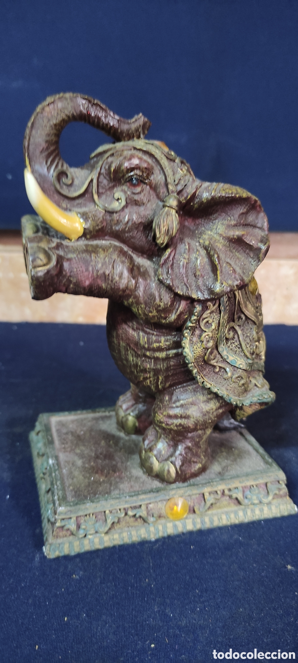 Antig&uuml;edades: Figura elegante resina - Foto 5
