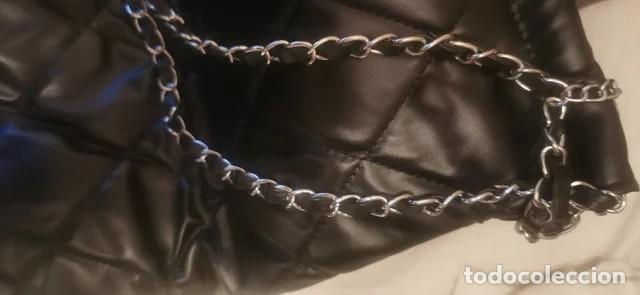 Antig&uuml;edades: Bolso Chanel negro acolchado - Cadena - Foto 8