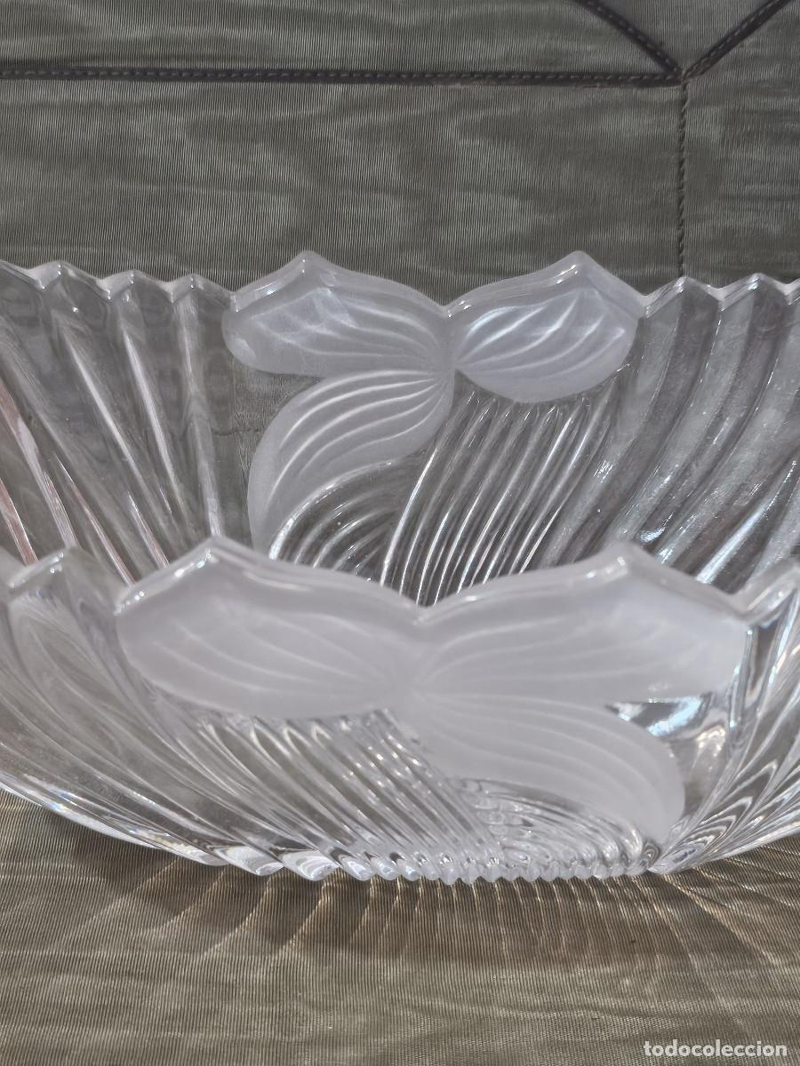Antig&uuml;edades: cenro de mesa de cristal antiguo - Foto 2