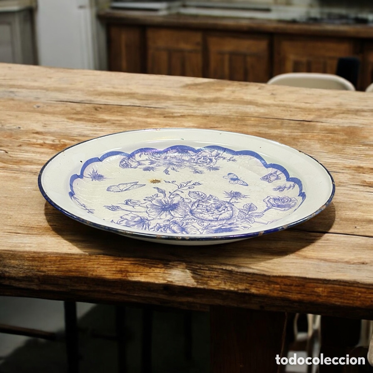 Antig&uuml;edades: Bandeja de esmalte a&ntilde;os 60 decorada - Foto 2