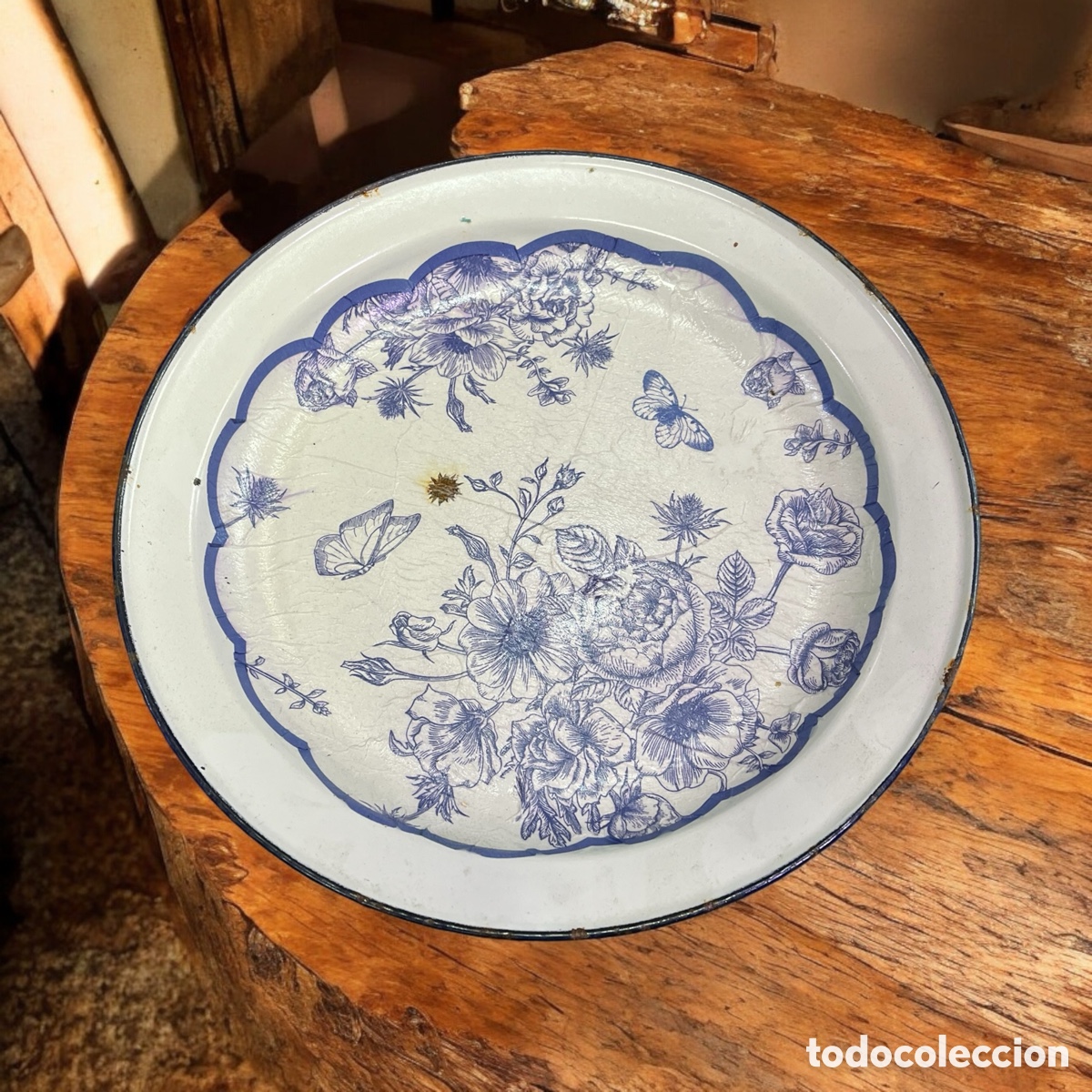 Antig&uuml;edades: Bandeja de esmalte a&ntilde;os 60 decorada - Foto 1