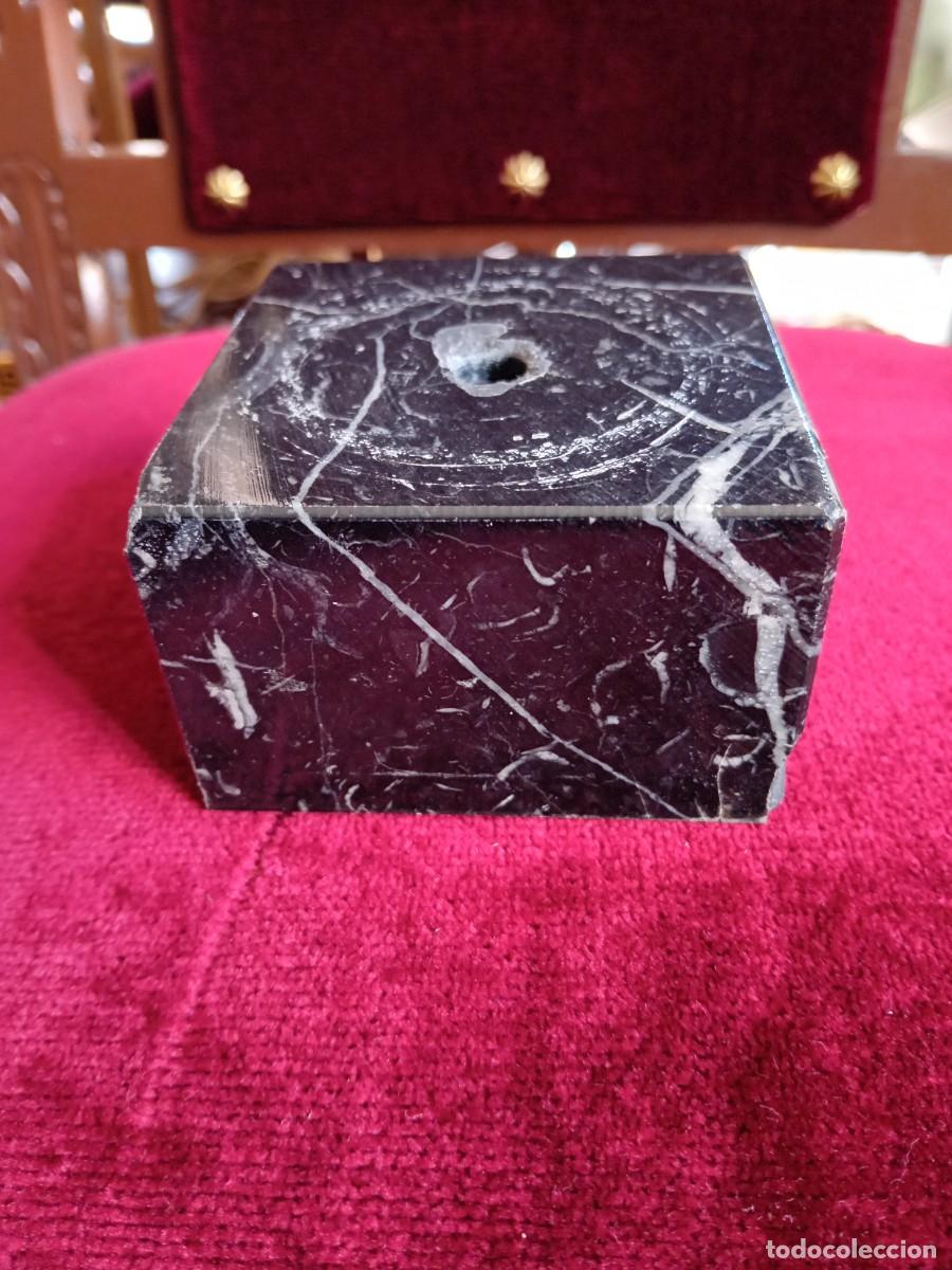 Antig&uuml;edades: Peana de m&aacute;rmol negro veteada - Foto 2