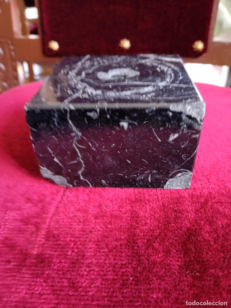 Antig&uuml;edades: Peana de m&aacute;rmol negro veteada - Foto 3