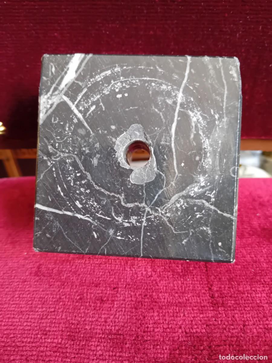 Antig&uuml;edades: Peana de m&aacute;rmol negro veteada - Foto 5