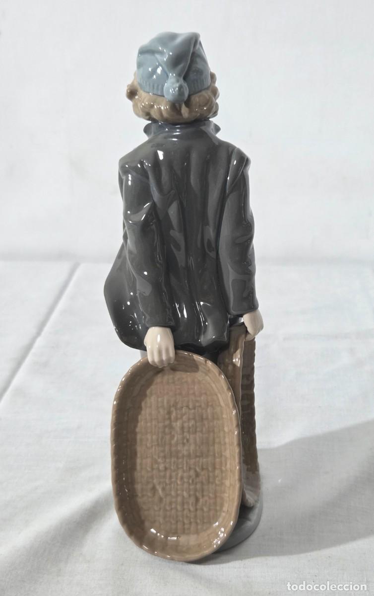 Antig&uuml;edades: Figura Grumete con cestas de Lladr&oacute; - Foto 5
