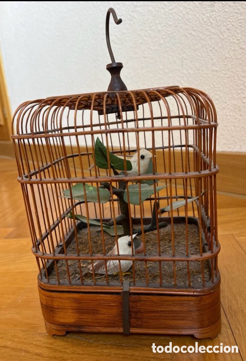 Antig&uuml;edades: Caja de M&uacute;sica en caja de bamb&uacute; - Foto 2