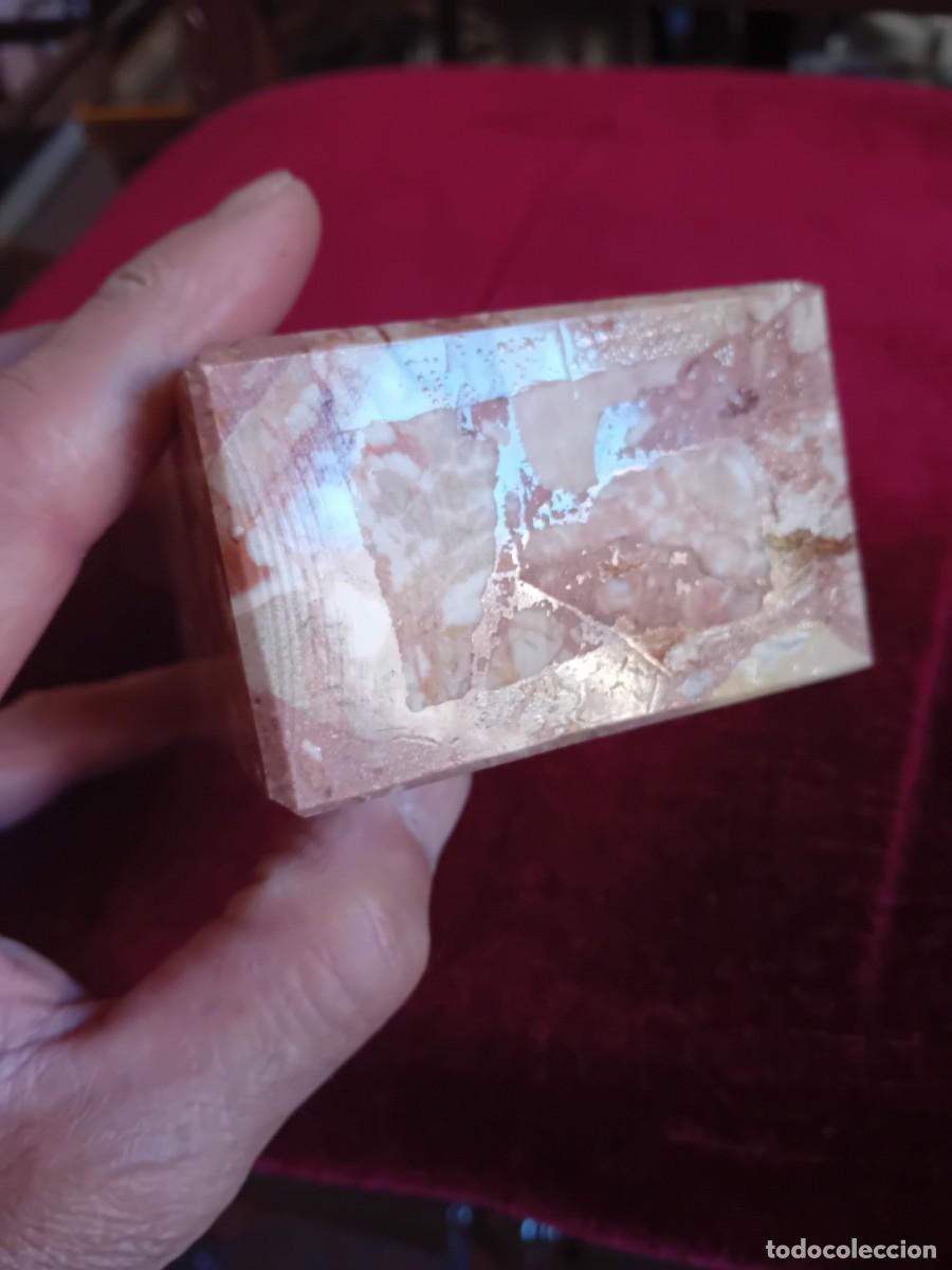 Antig&uuml;edades: Peana de m&aacute;rmol veteada - Foto 3