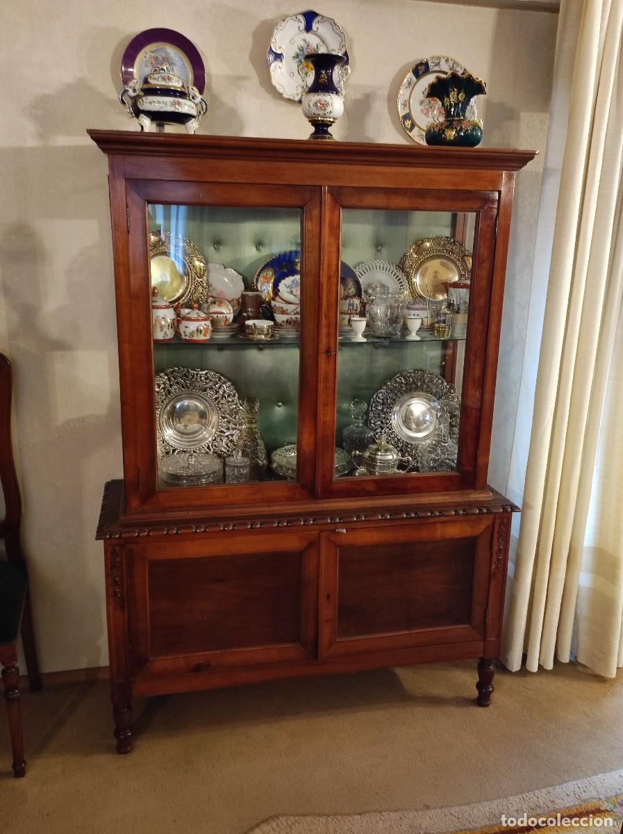 Antig&uuml;edades: Vitrina de madera de cerezo - Foto 1