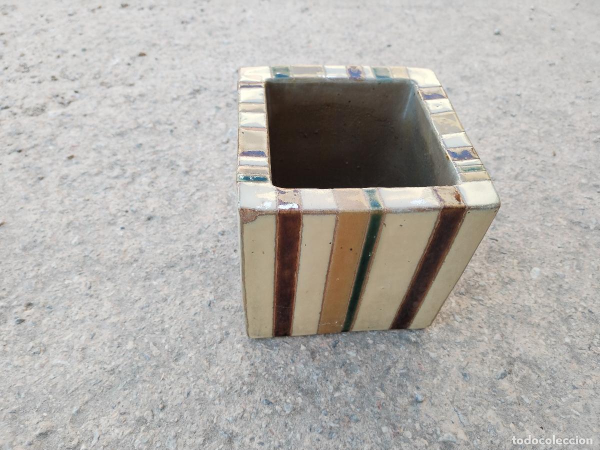 Antig&uuml;edades: macetero de ceramica esmaltada - Foto 2