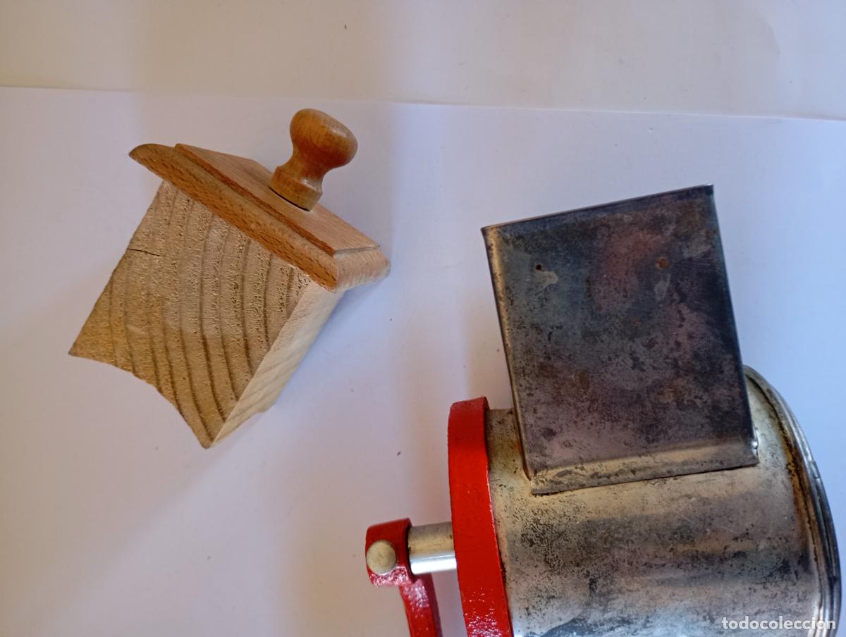 Antig&uuml;edades: PICADORA DE CARNE ELMA. PN11 - Foto 7