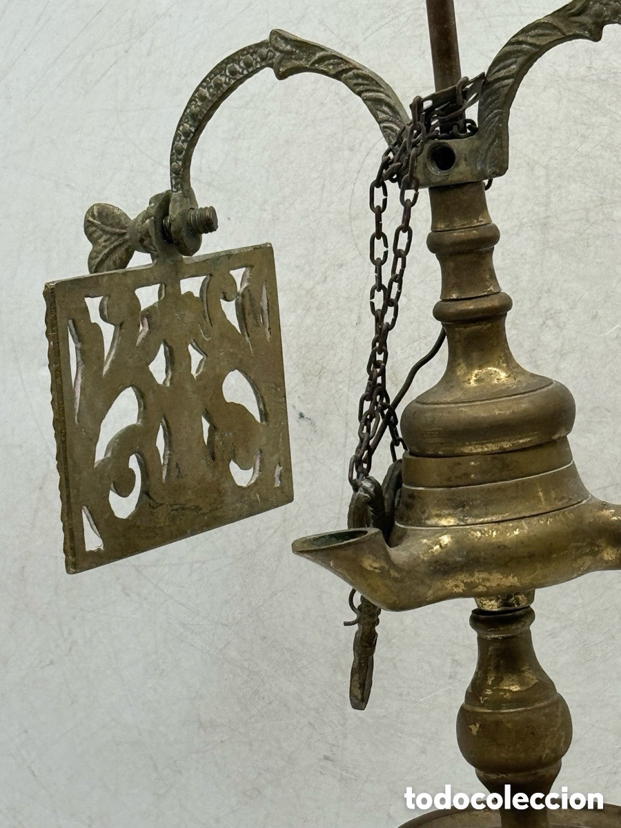 Antig&uuml;edades: Antiguo vel&oacute;n de bronce - Foto 3