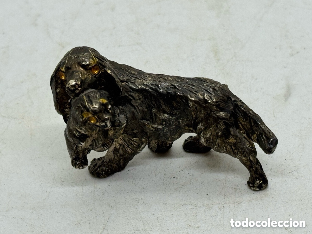 Antiques: Escultura de perro a&ntilde;os 50