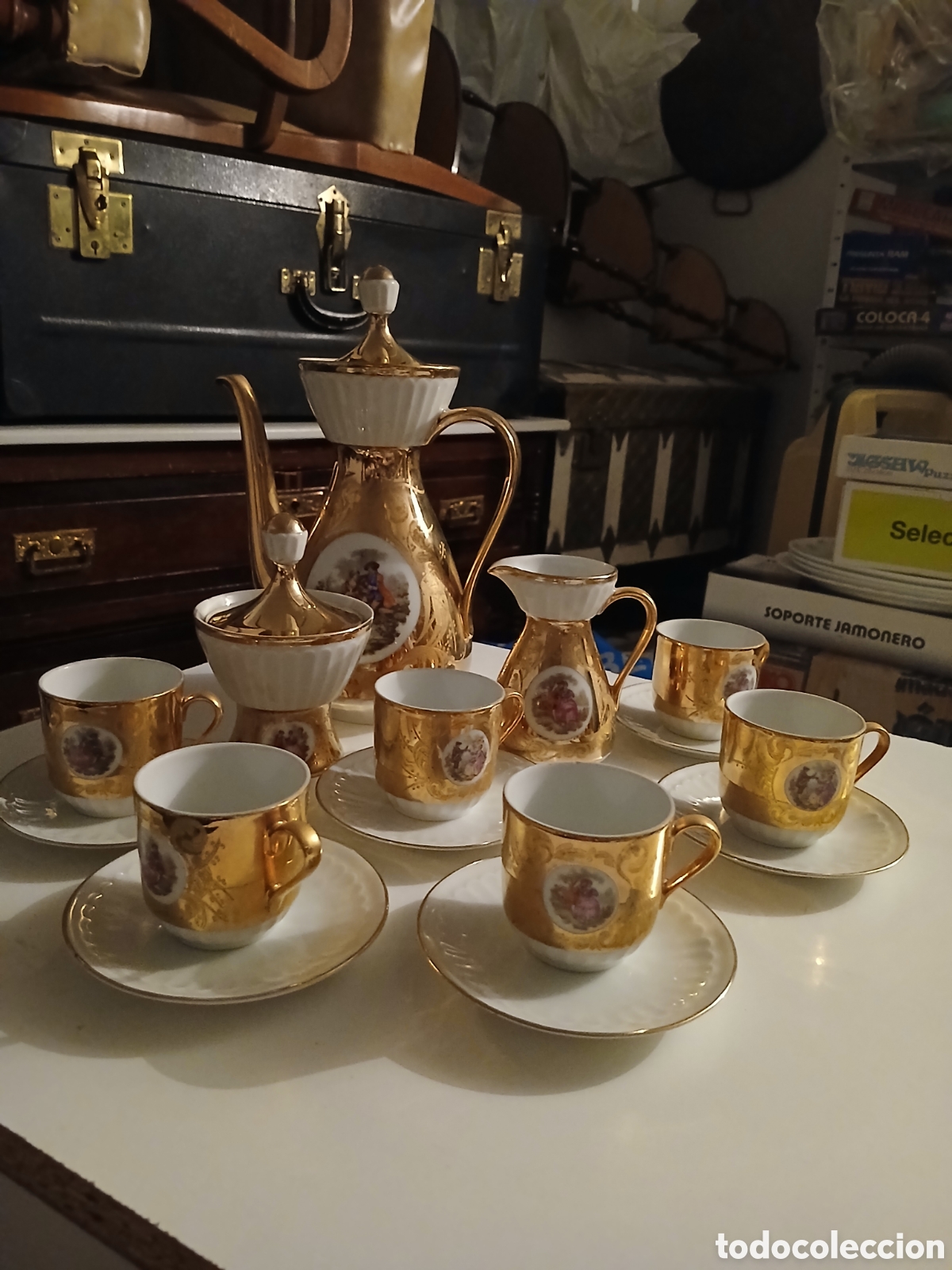 Antig&uuml;edades: Juego de caf&eacute; con ba&ntilde;o de oro. - Foto 1