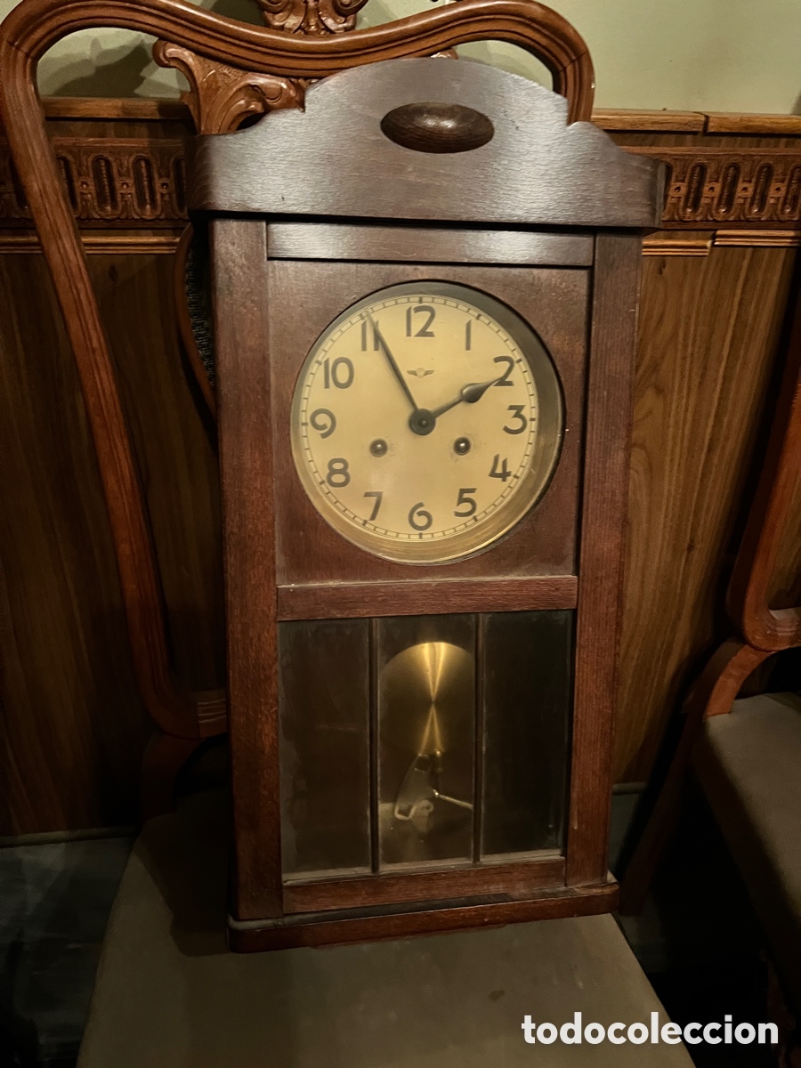 Antig&uuml;edades: Reloj de pared de m&aacute;s de 50 a&ntilde;os - Foto 1