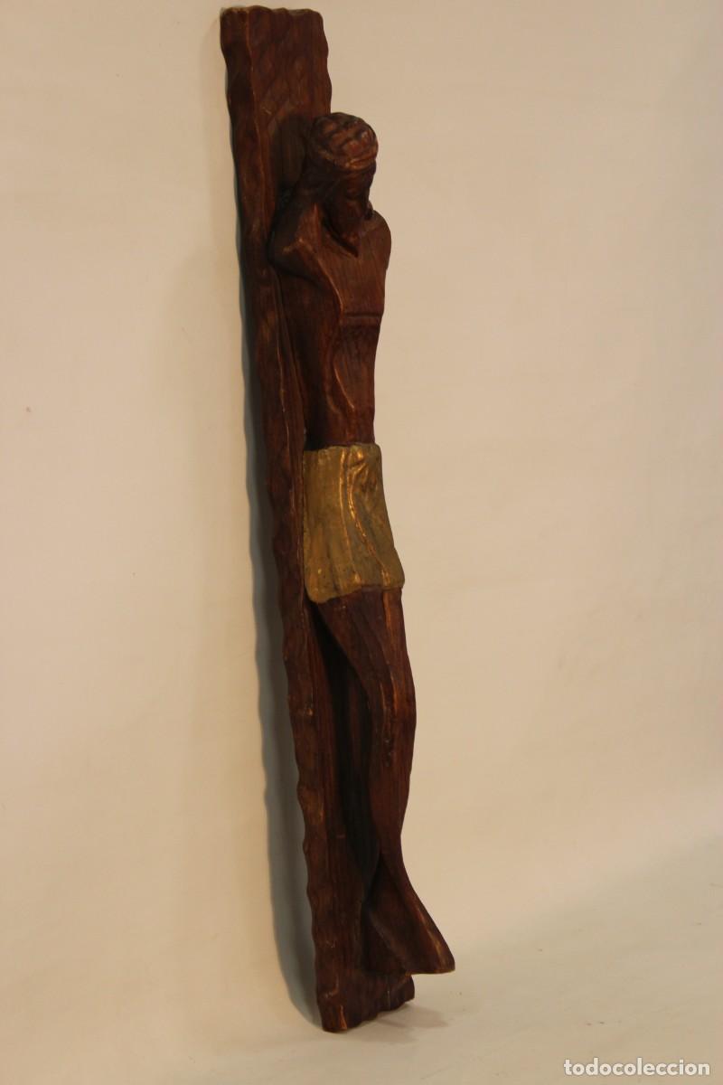 Antig&uuml;edades: Cristo de madera tallada artesanalmente - Foto 4