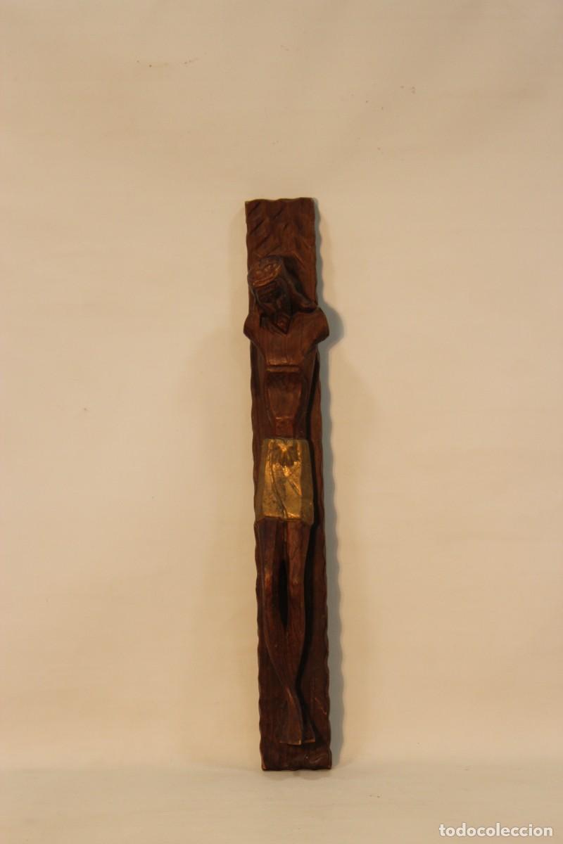 Antig&uuml;edades: Cristo de madera tallada artesanalmente - Foto 6