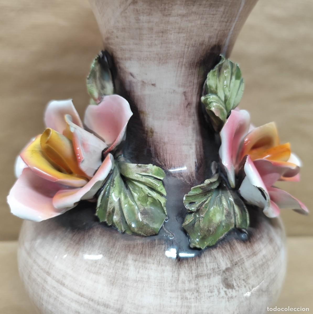 Antig&uuml;edades: Jarr&oacute;n de porcelana Capodimonte - Foto 9