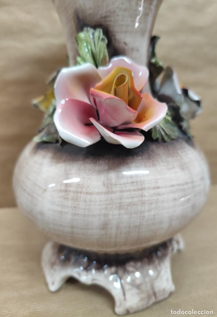 Antig&uuml;edades: Jarr&oacute;n de porcelana Capodimonte - Foto 11
