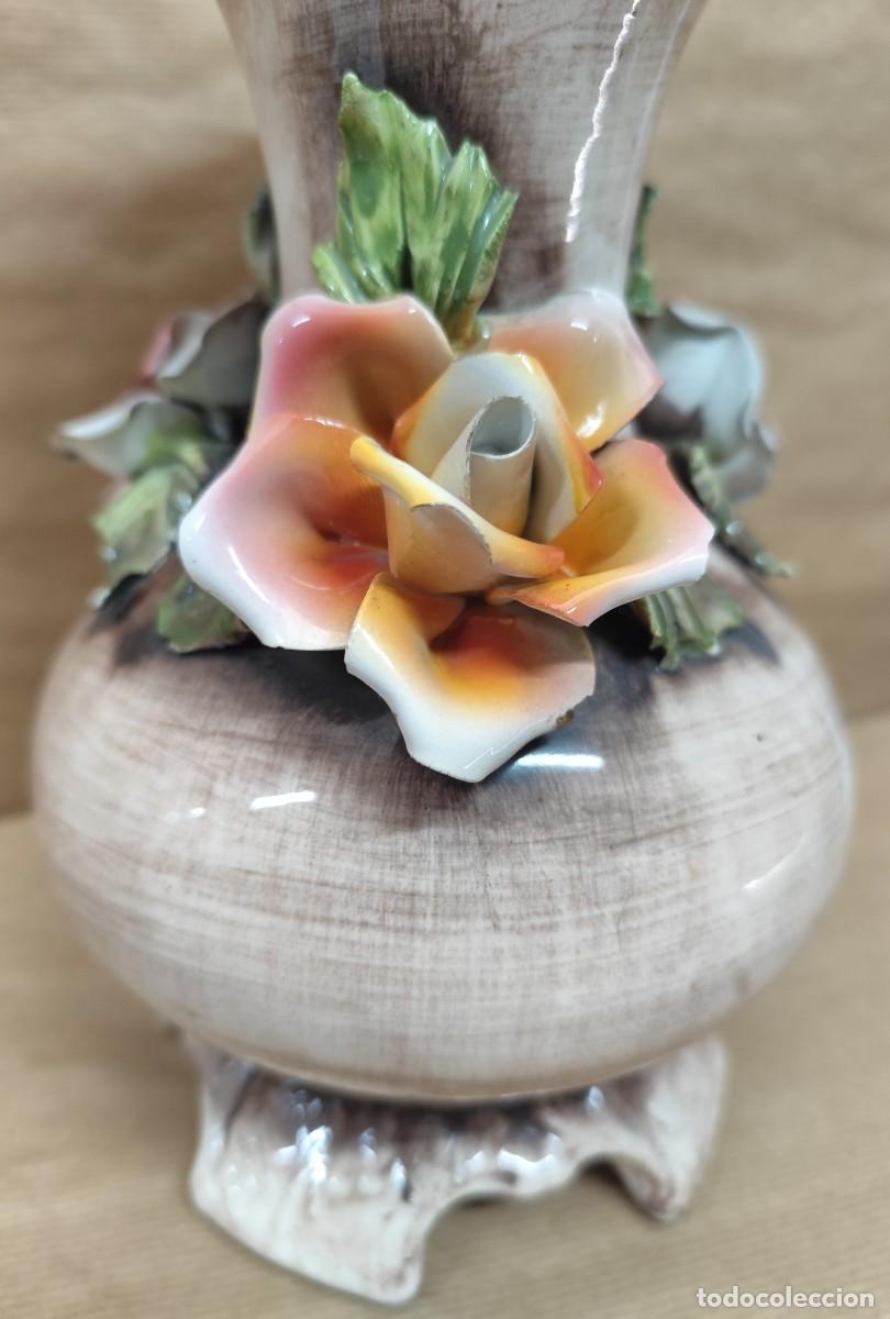 Antig&uuml;edades: Jarr&oacute;n de porcelana Capodimonte - Foto 15