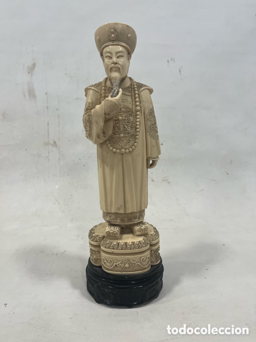 Oggetti Antichi: Escultura Oriental en Resina &ndash; Chino Mandar&iacute;n con Base. Of
