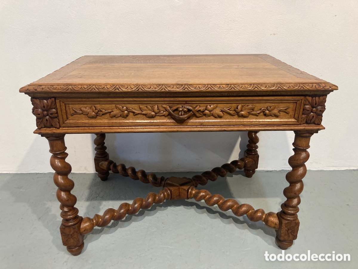 Antig&uuml;edades: Antigua mesa de escritorio restaurada - Foto 1