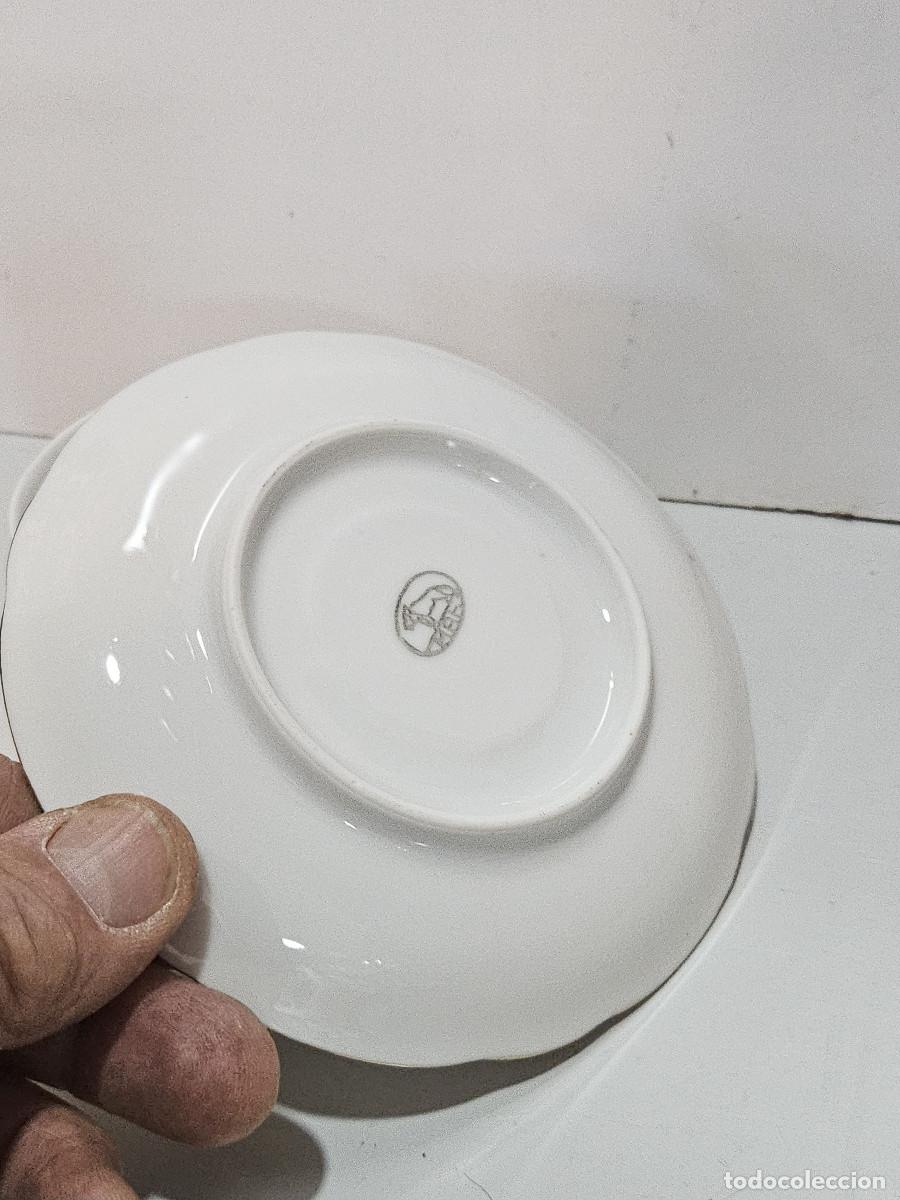 Antig&uuml;edades: taza y plato de ceramica - Foto 4