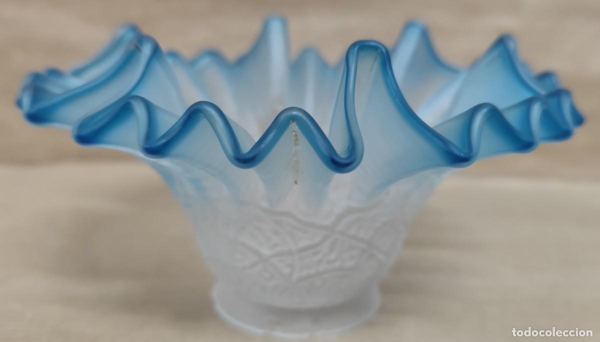 Antig&uuml;edades: Tulipa de cristal para l&aacute;mpara - Foto 2