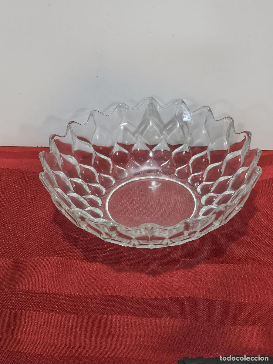 Antig&uuml;edades: cuenco de cristal vicelados - Foto 1