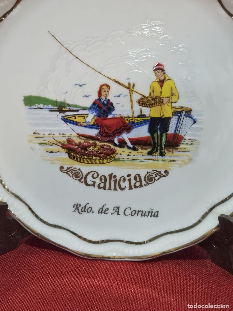 Antig&uuml;edades: bandeja de A Coruna en porcelana - Foto 2