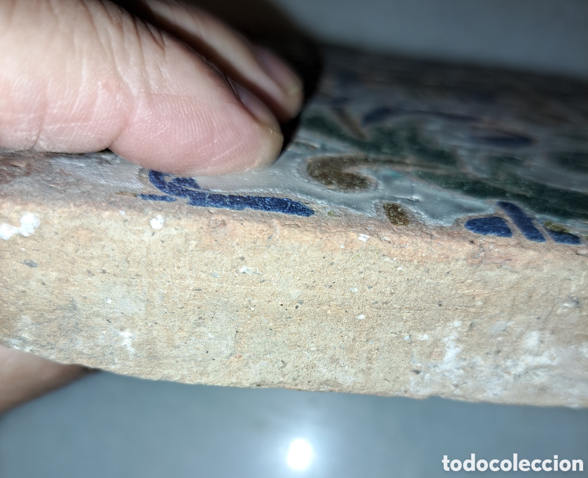 Antig&uuml;edades: Azulejo Toledo. Siglo XVI. - Foto 3
