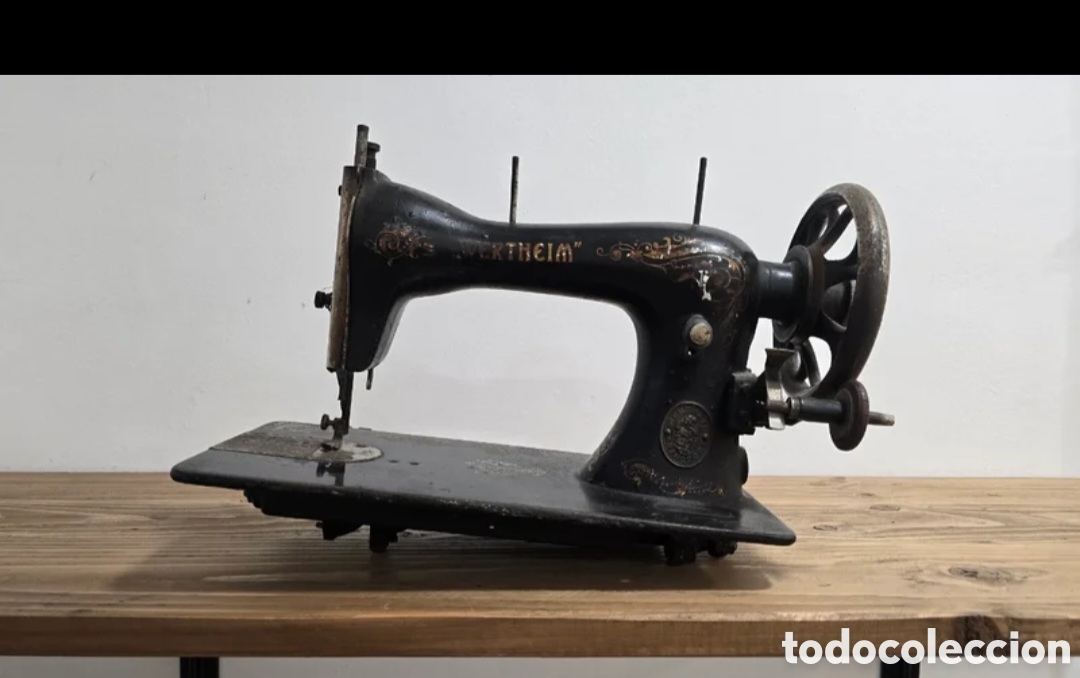 Antig&uuml;edades: Maquina de coser Wertheim - Foto 1
