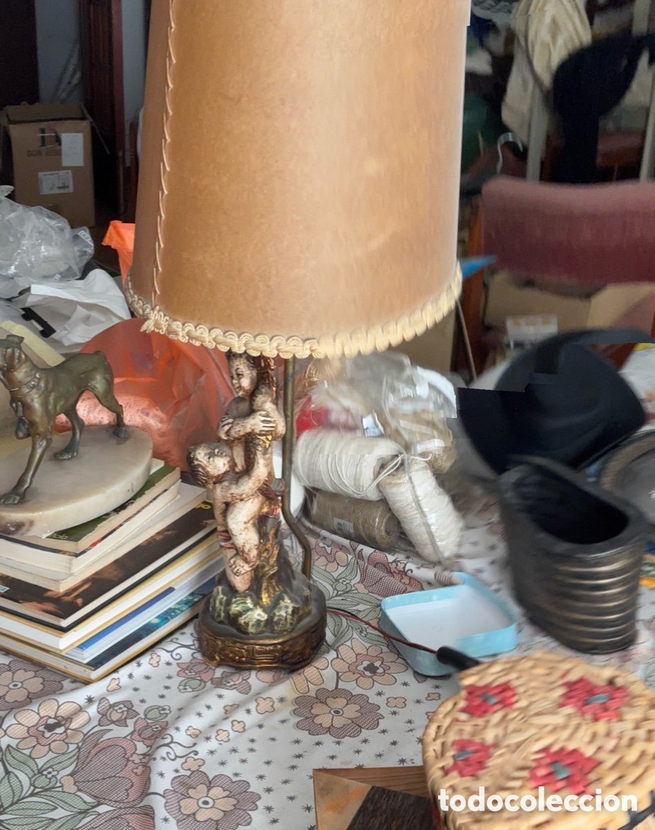 Antig&uuml;edades: L&aacute;mpara de mesa antigua con base decorativa - Foto 6