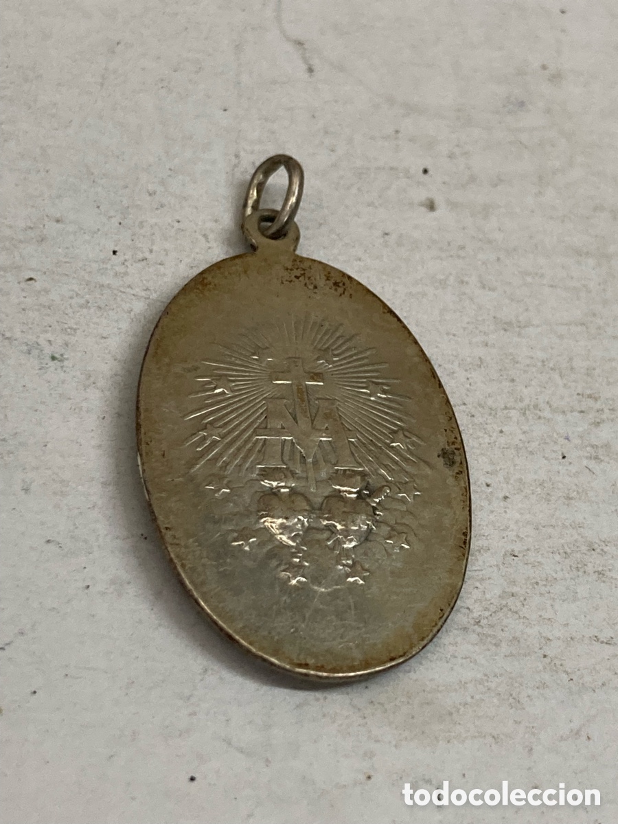 Antig&uuml;edades: Medalla de plata religiosa C453 - Foto 2