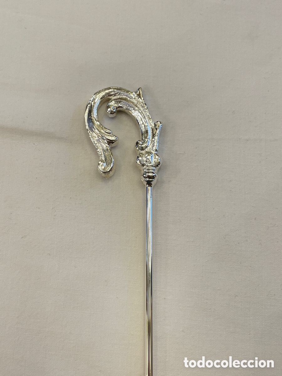 Antig&uuml;edades: B&aacute;culo con ba&ntilde;o de plata o dorado 35 cm largo - Foto 2